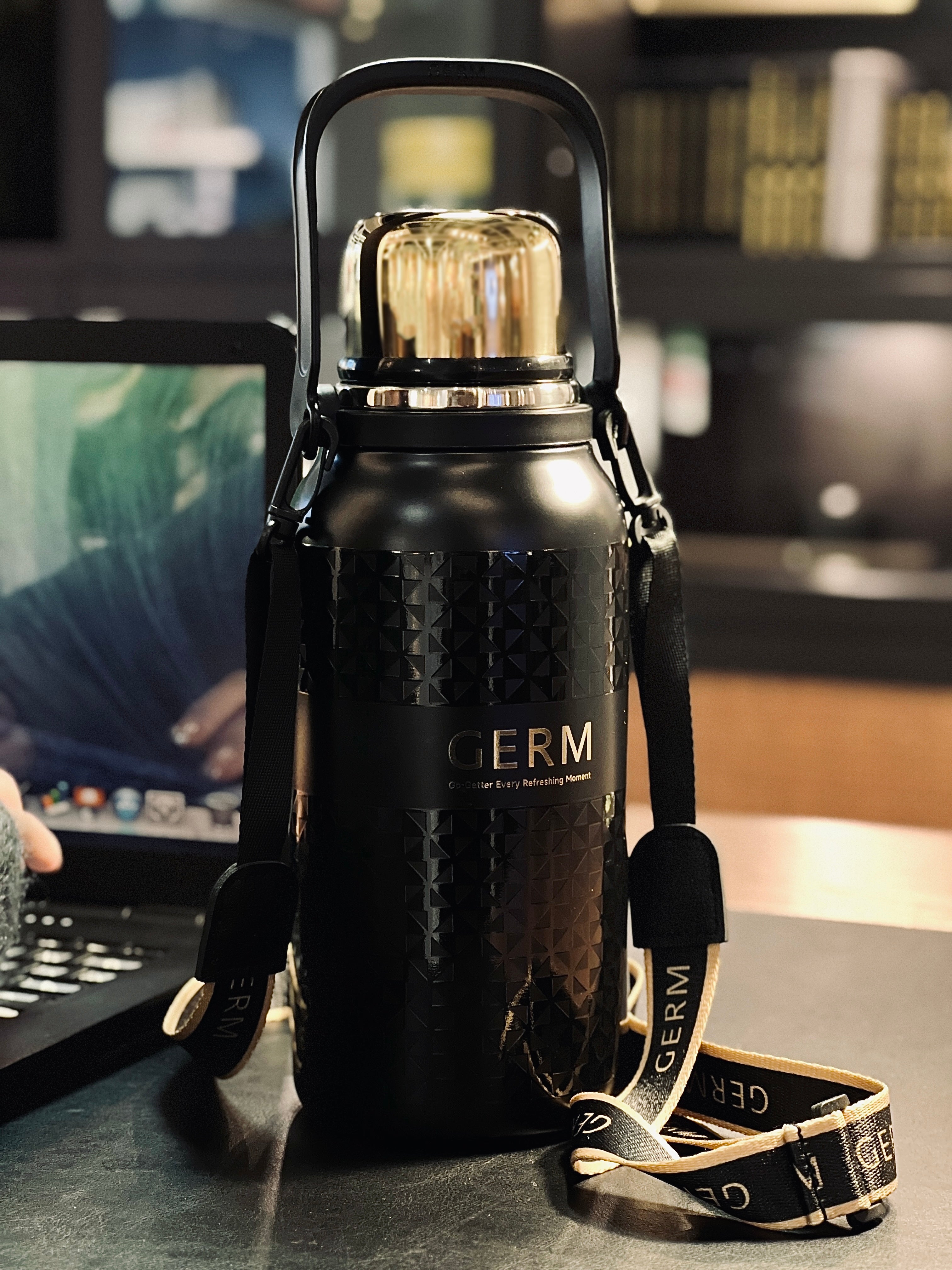 GERM GO-GETTER Sport Vacuum Bottle with Cup