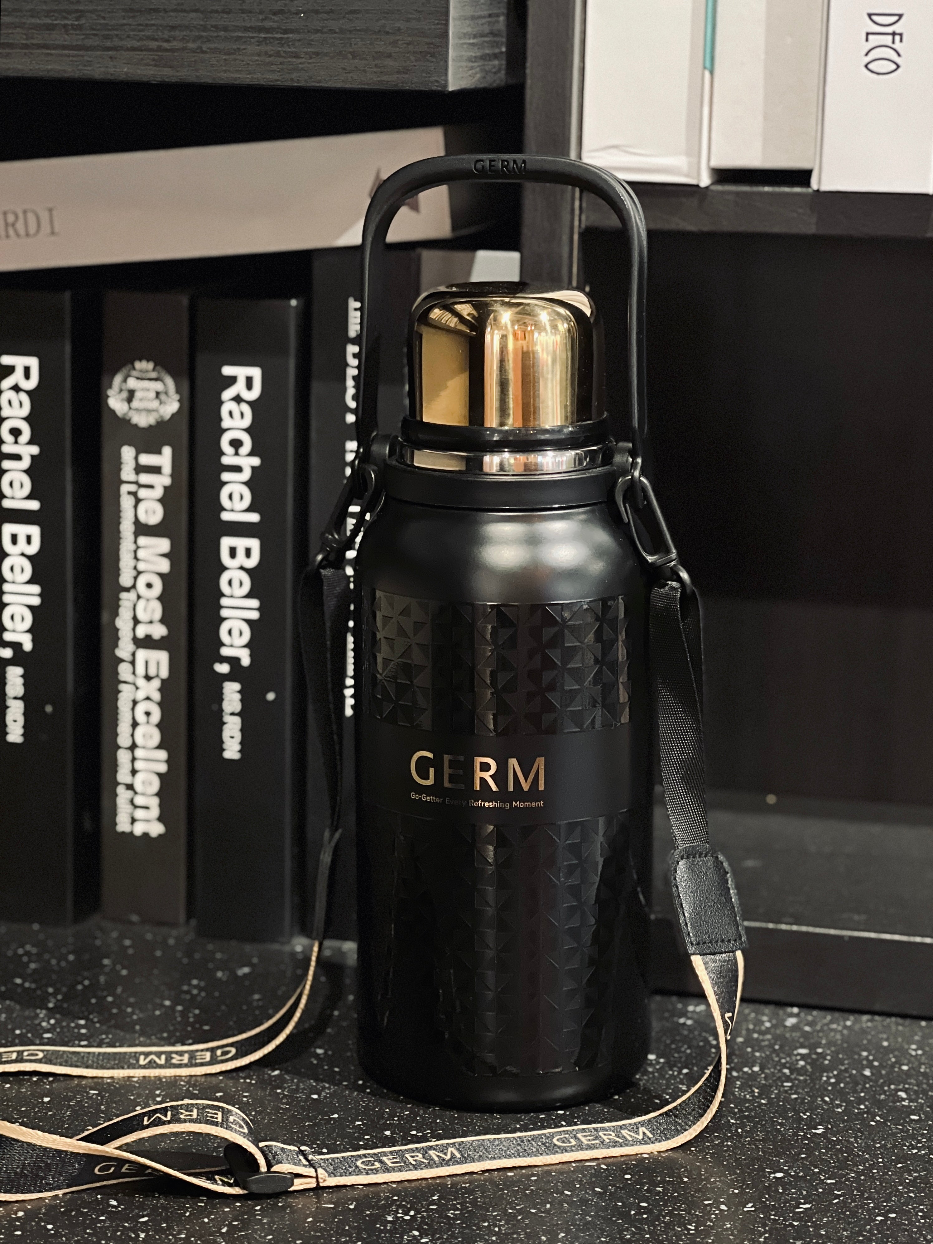 GERM GO-GETTER Sport Vacuum Bottle with Cup