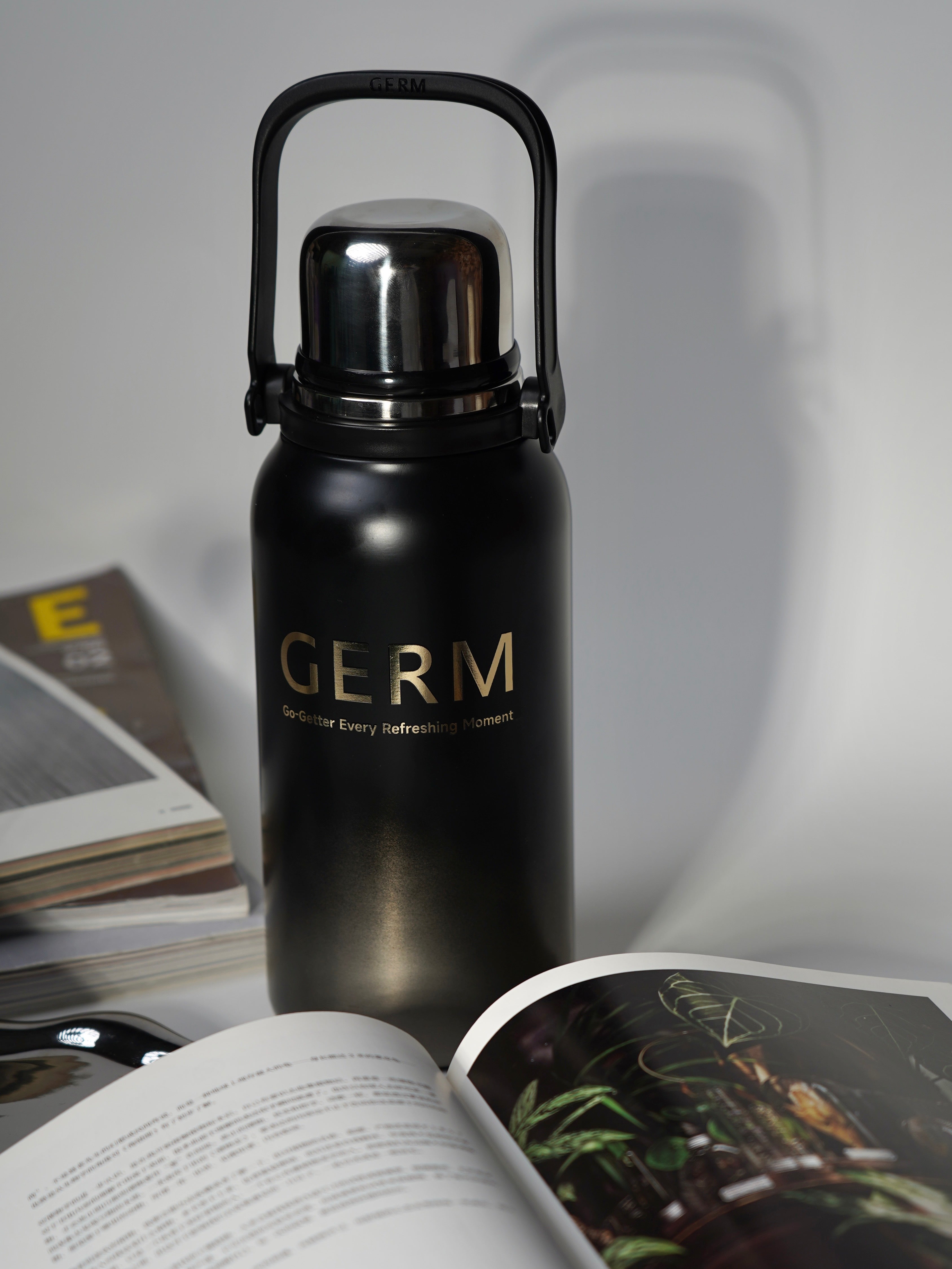 GERM GO-GETTER Sport Vacuum Bottle with Cup
