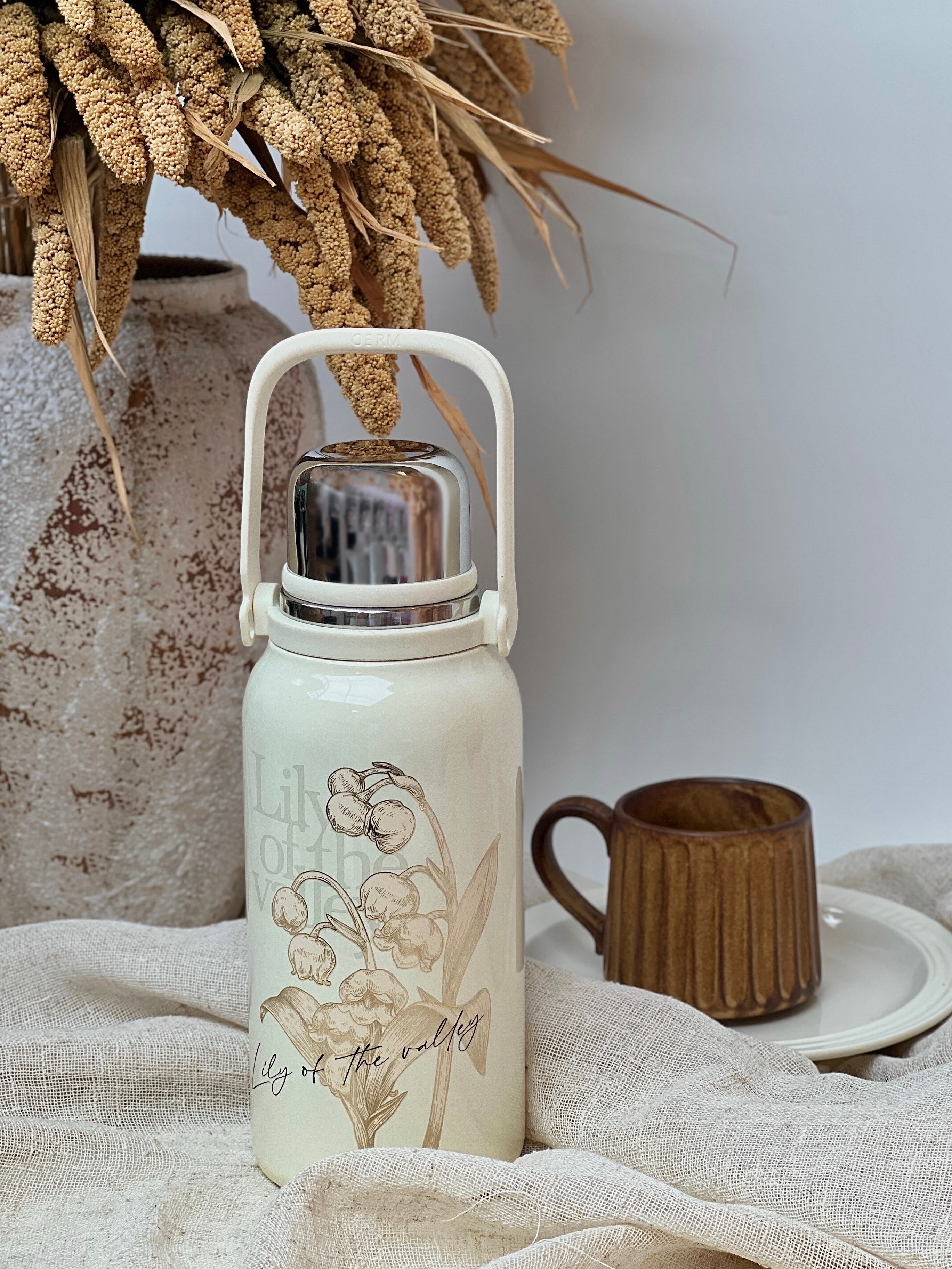 GERM Lily of the Valley Sport Vacuum Bottle with Cup – White